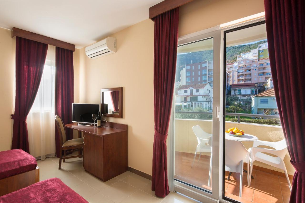 Apartmani Salus บุดวา ภายนอก รูปภาพ