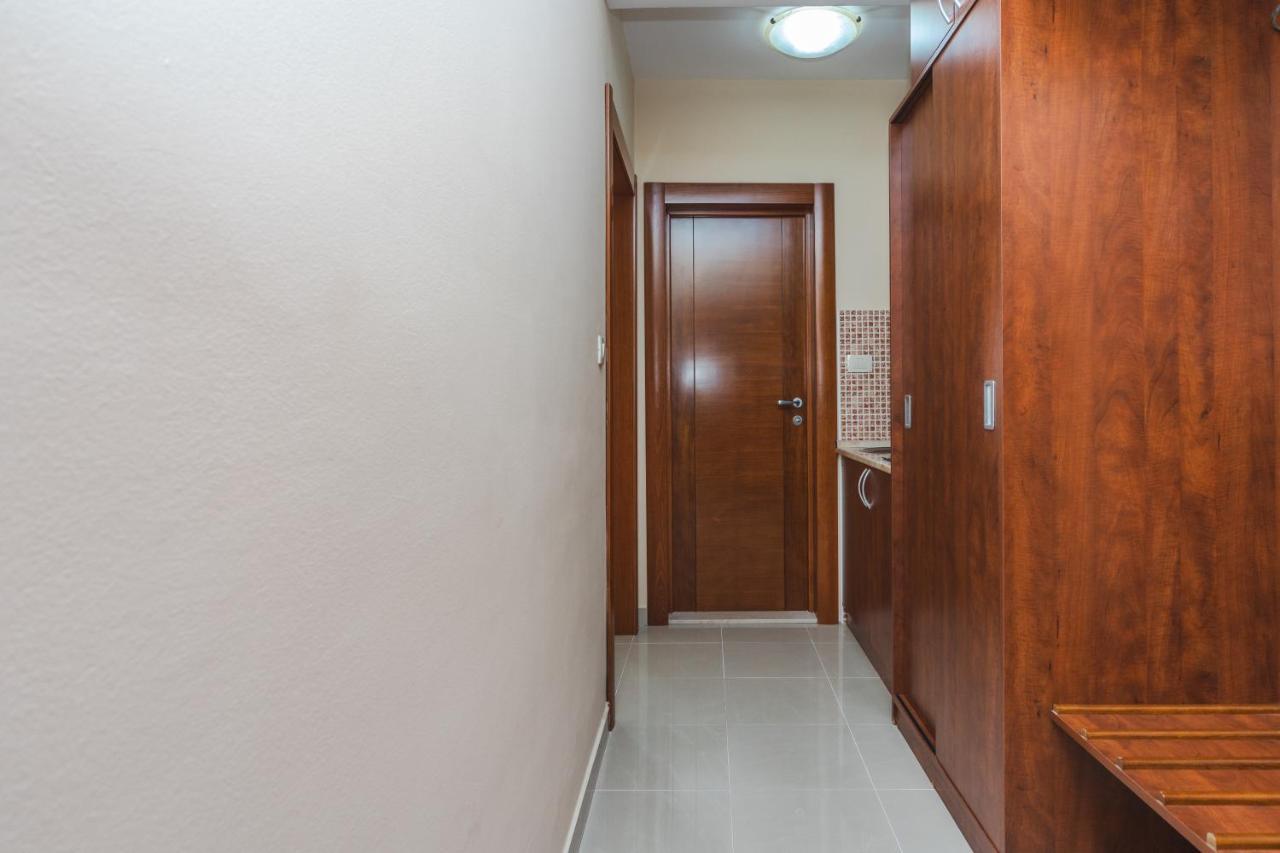 Apartmani Salus บุดวา ภายนอก รูปภาพ